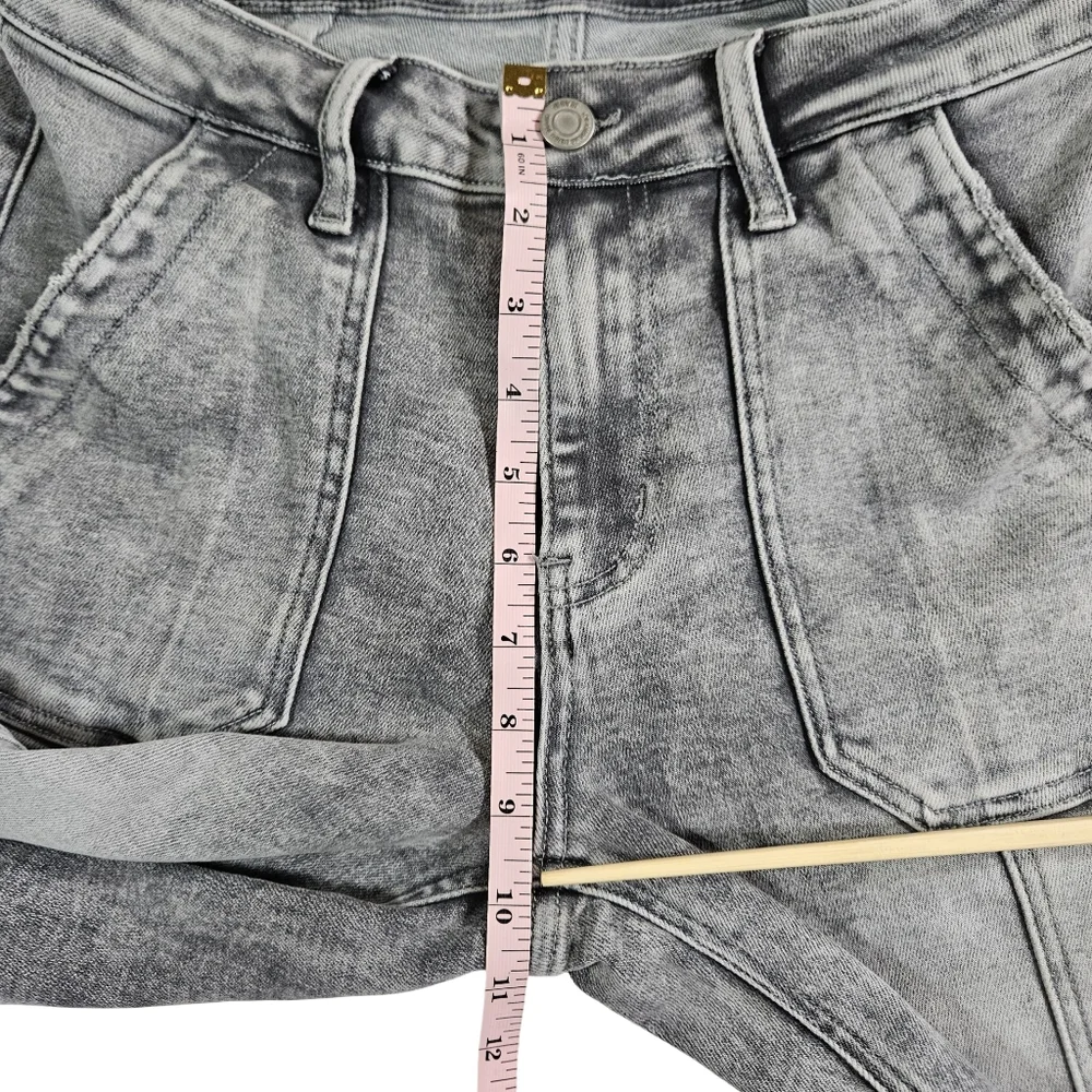 Vervet Distressed Wash Cargo Pants, Distressed Grey, Size 26 - Picture 14 of 14